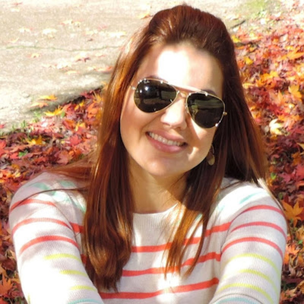 Meet your Posher, Hilana